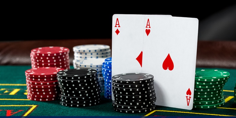 Bỏ cặp A nếu cần cũng là mẹo chơi Poker hiệu quả